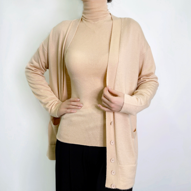 Комплект из водолазки и кардигана Hermes