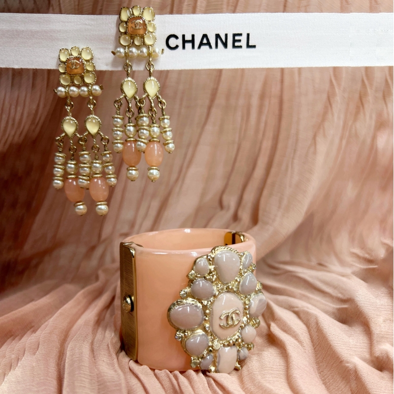 Браслет-кафф Chanel