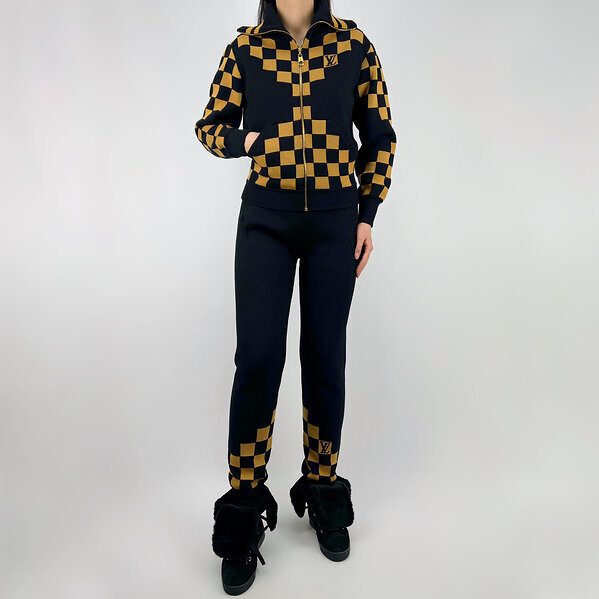 Костюм Louis Vuitton