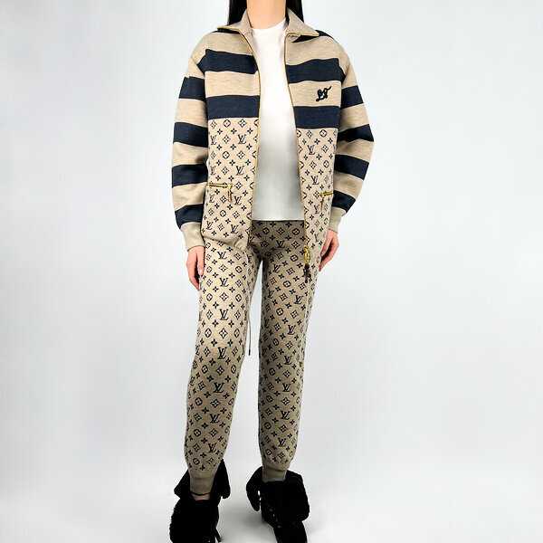 Костюм Louis Vuitton