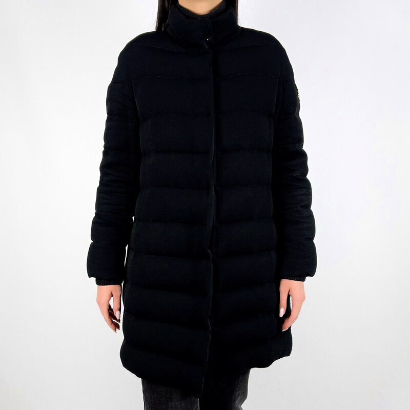 Пуховик Moncler