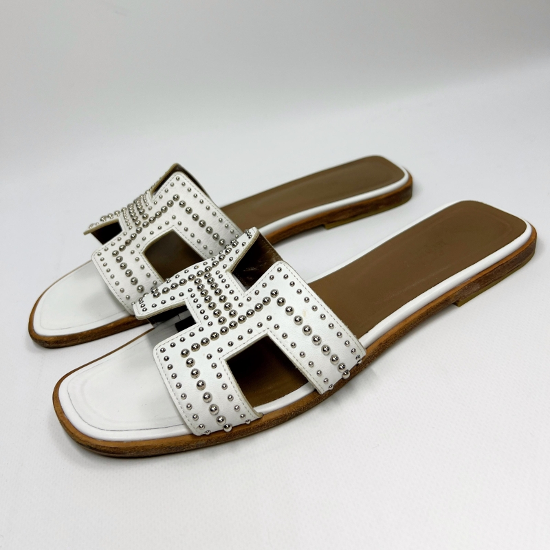 Шлепанцы Hermes Oran Studs